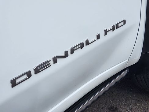 Certified 2024 GMC Sierra 2500 Denali w/ Denali Reserve Package image 11