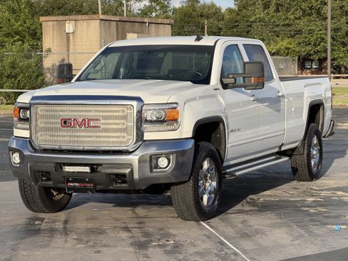 Used 2017 GMC Sierra 3500 SLE w/ SLE Fleet Preferred Package AWD/4WD image 5