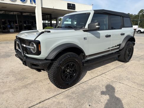Used 2022 Ford Bronco Wildtrak AWD/4WD image 2