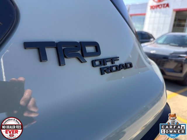 Used 2024 Toyota Sequoia Limited w/ TRD Off-Road Package AWD/4WD image 8