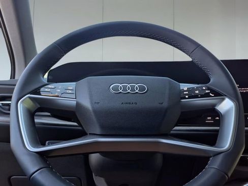 New 2025 Audi Q5 Premium Plus image 15