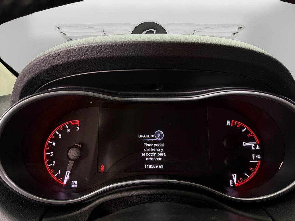 Used 2020 Dodge Durango SXT AWD/4WD image 18