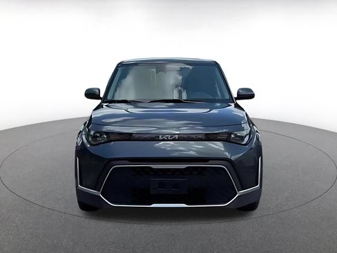 Used 2025 Kia Soul LX w/ LX Technology Package FWD image 4