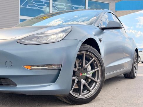 Used 2019 Tesla Model 3 Long Range AWD/4WD image 5
