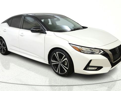 Used 2023 Nissan Sentra SR FWD image 1