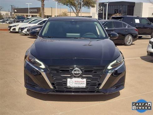 Used 2023 Nissan Altima 2.5 SV w/ SV Premium Package image 5