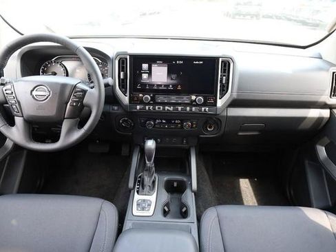 New 2026 Nissan Frontier SV w/ All-Weather Content Package AWD/4WD image 23