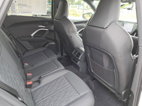 New 2026 Audi SQ5 Premium Plus AWD/4WD image 11