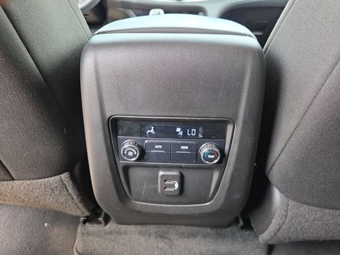 Used 2021 Buick Enclave Preferred FWD image 13
