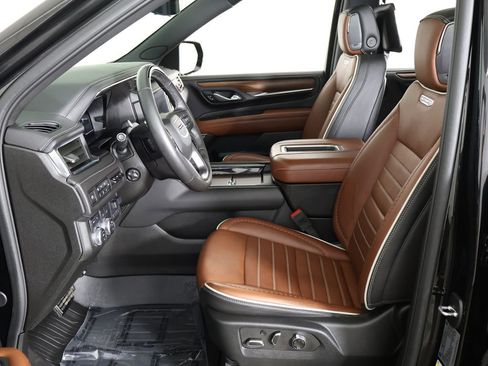 Used 2024 GMC Yukon Denali Ultimate AWD/4WD image 37