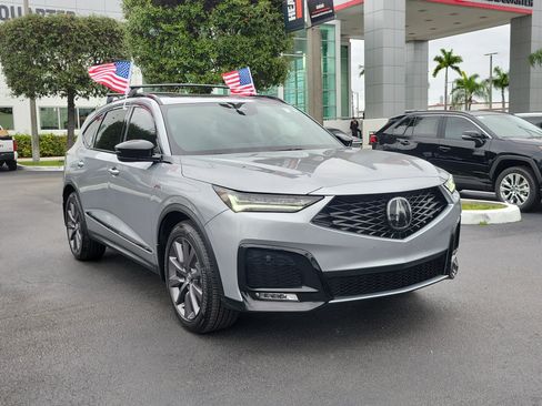 Used 2025 Acura MDX A-Spec image 2