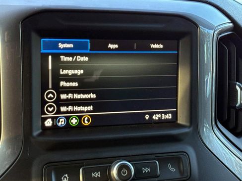 Used 2019 Chevrolet Silverado 1500 Custom Trail Boss w/ Custom Convenience Package image 20