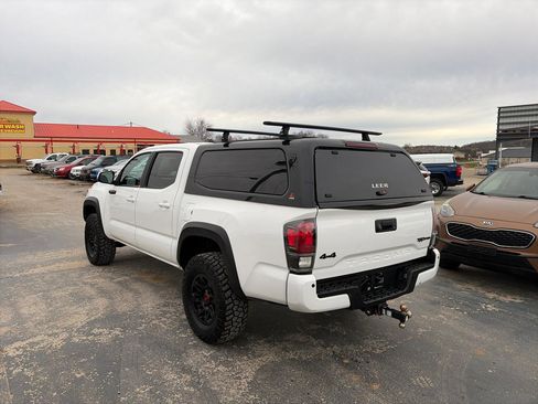 Used 2019 Toyota Tacoma TRD Pro AWD/4WD image 5