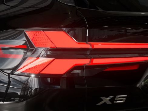 New 2026 BMW X5 xDrive50e AWD/4WD image 35