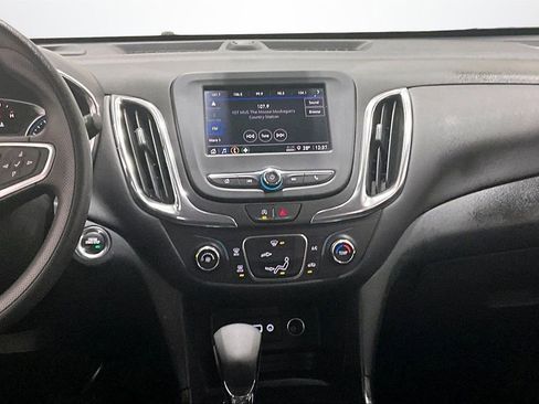 Used 2022 Chevrolet Equinox LT image 9