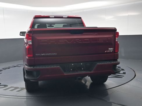 Used 2020 Chevrolet Silverado 1500 RST w/ RST Value Package image 8