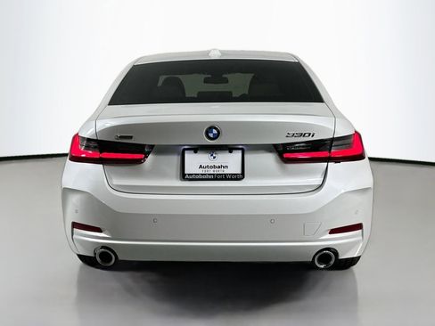 Certified 2025 BMW 330i xDrive Sedan w/ Convenience Package image 6