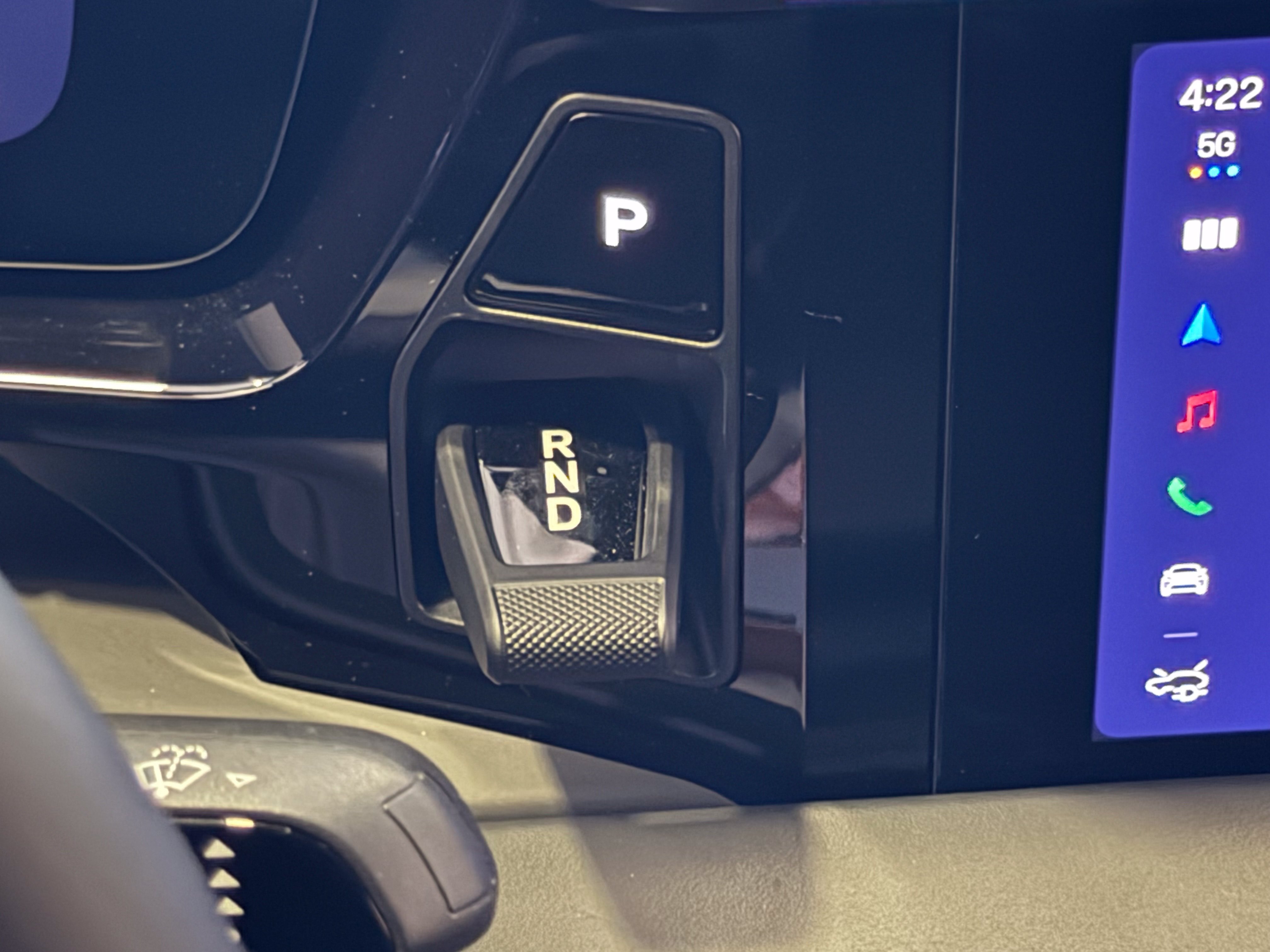 Certified 2026 Porsche Macan 4S Electric AWD/4WD image 18