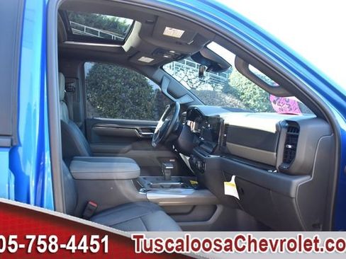 Used 2023 Chevrolet Silverado 1500 ZR2 w/ Technology Package image 26