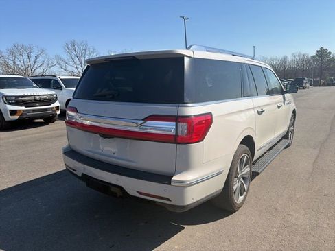 Used 2019 Lincoln Navigator L Reserve image 3