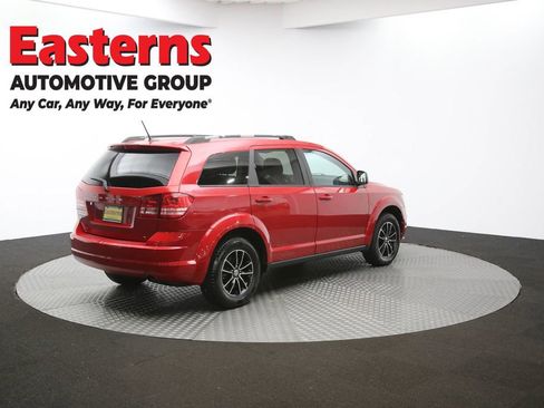 Used 2017 Dodge Journey SE w/ Flexible Seating Group image 41
