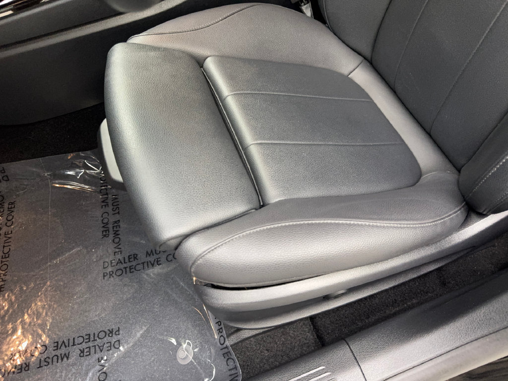 Used 2025 Mercedes-Benz CLA 250 image 29