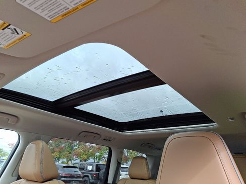 New 2026 INFINITI QX80 Luxe w/ Cargo Package image 11