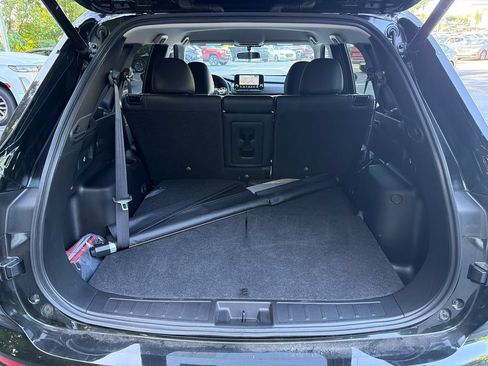 Used 2024 Mitsubishi Outlander SE AWD/4WD image 18