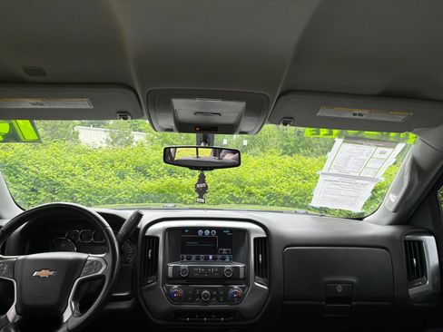 Used 2014 Chevrolet Silverado 1500 LT w/ LT Convenience Package AWD/4WD image 10