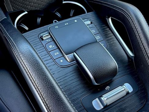 Used 2024 Mercedes-Benz GLS 450 GLS 450 image 26