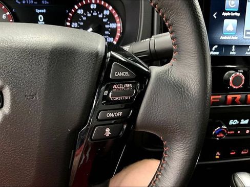 Used 2025 Nissan Frontier PRO-4X AWD/4WD image 27