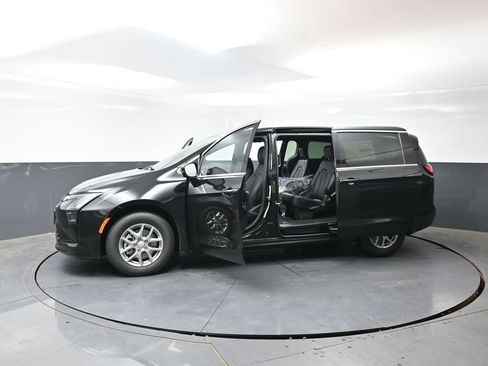 New 2027 Chrysler Pacifica Select FWD image 48