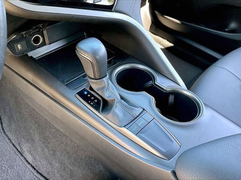 Used 2023 Toyota Camry SE w/ Convenience Package FWD image 30