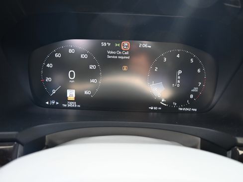 Used 2018 Volvo S90 T5 Momentum image 15