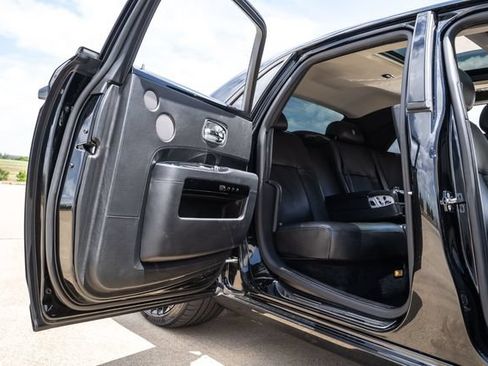 Used 2013 Rolls-Royce Ghost RWD image 28