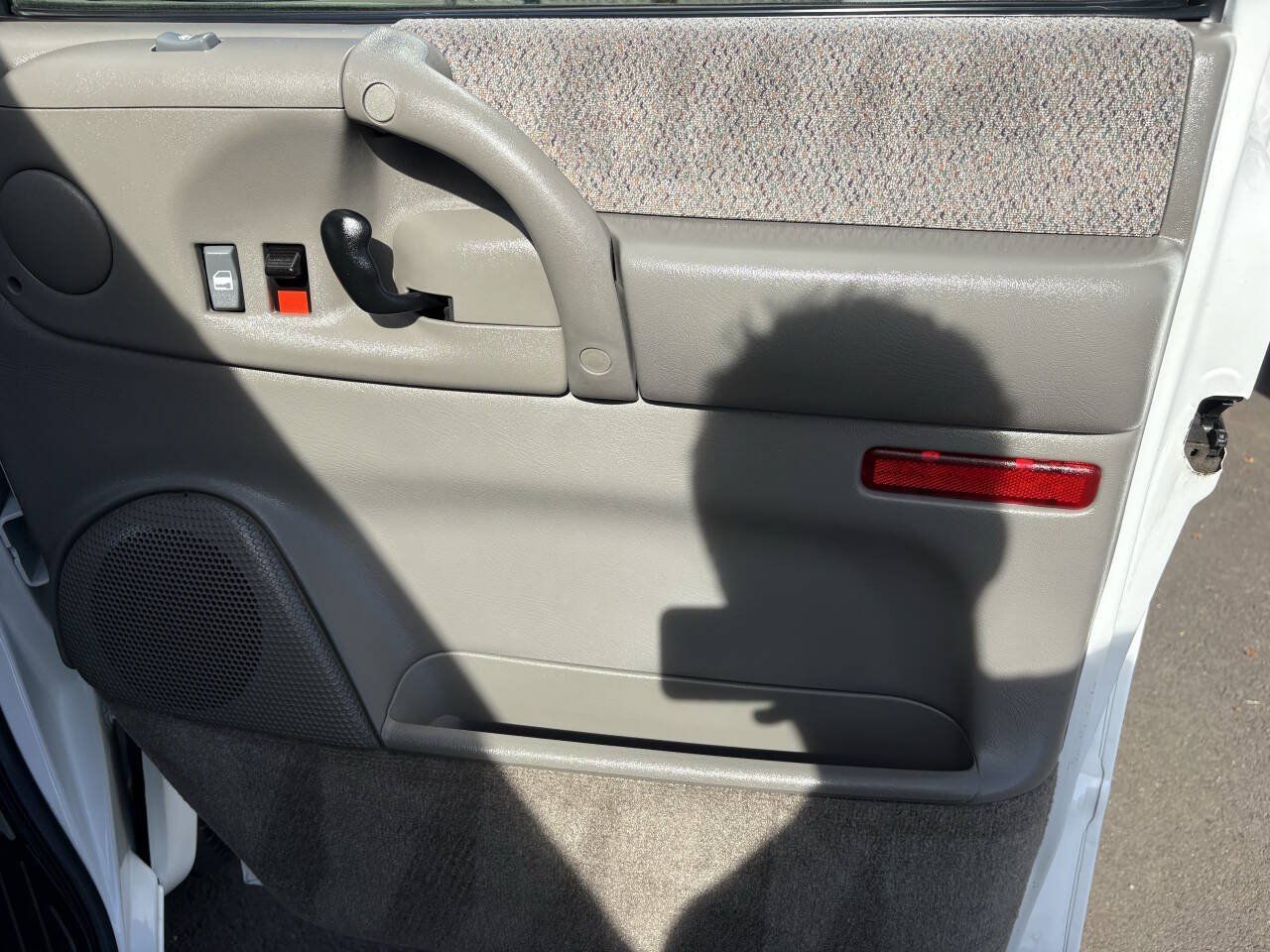 Used 2003 Chevrolet Astro Passenger AWD image 18