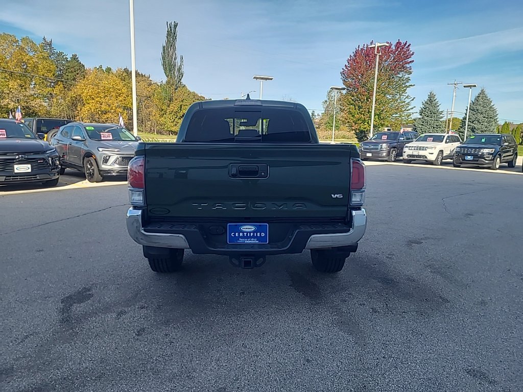 Used 2021 Toyota Tacoma TRD Off-Road AWD/4WD image 5