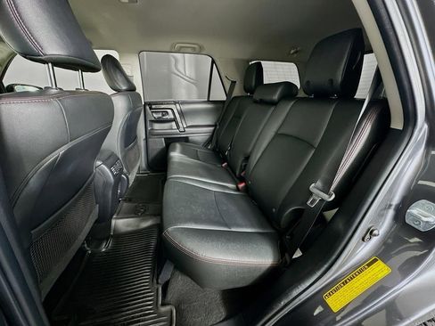 Used 2021 Toyota 4Runner Venture image 39