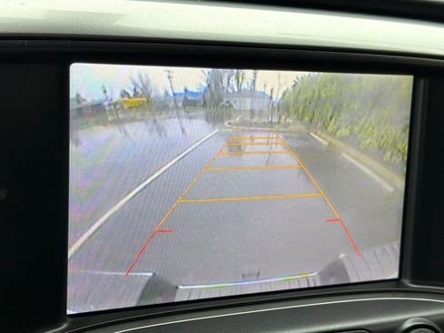 Used 2015 Chevrolet Silverado 2500 LT w/ LT Convenience Package image 18