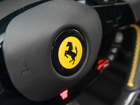 Used 2025 Ferrari 12Cilindri RWD image 15