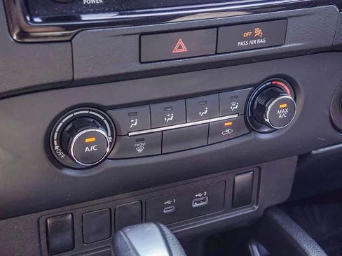 Used 2023 Nissan Frontier S image 21