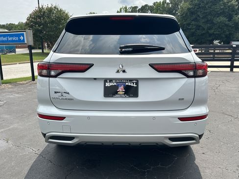Used 2023 Mitsubishi Outlander SE FWD image 6
