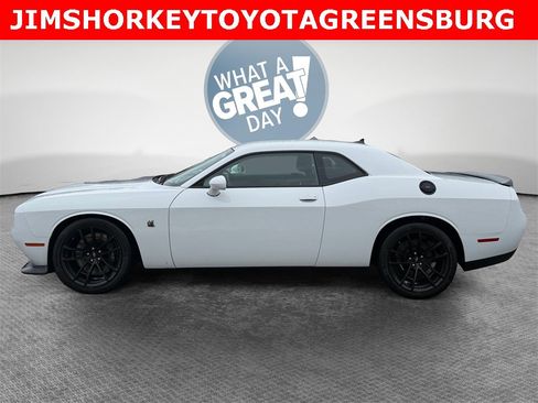 Used 2022 Dodge Challenger R/T Scat Pack w/ Shaker Package image 7