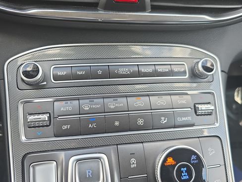 Used 2023 Hyundai Santa Fe SEL AWD/4WD image 19