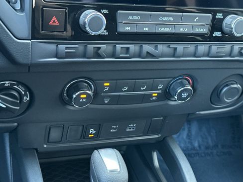 Used 2025 Nissan Frontier S w/ S Utility Package AWD/4WD image 21
