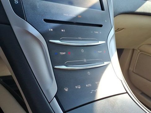 Used 2014 Lincoln MKZ w/ Equipment Group 102A Reserve FWD image 11
