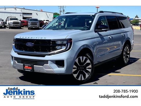 New 2026 Ford Expedition Platinum AWD/4WD image 1