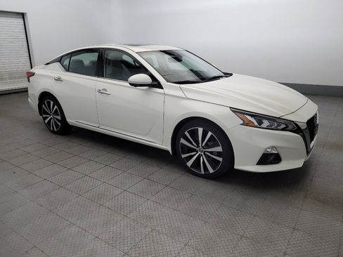 Used 2019 Nissan Altima 2.5 Platinum image 11