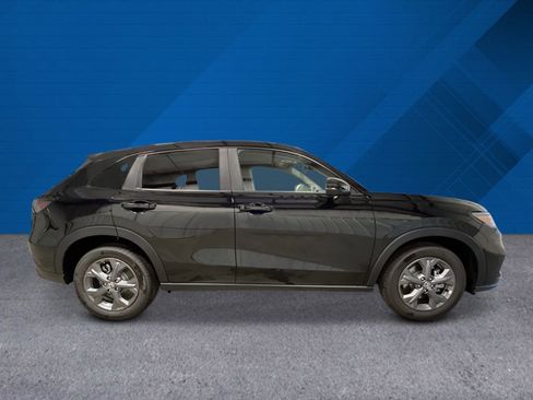 New 2026 Honda HR-V LX image 2