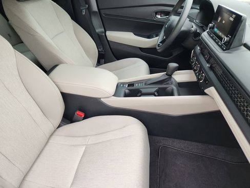 Certified 2023 Honda Accord EX image 13